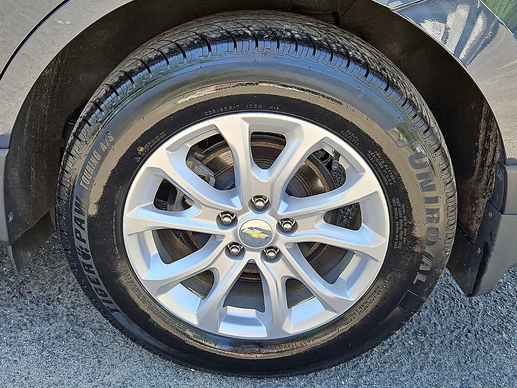 Used 2018 Chevrolet Equinox LT FWD image 34