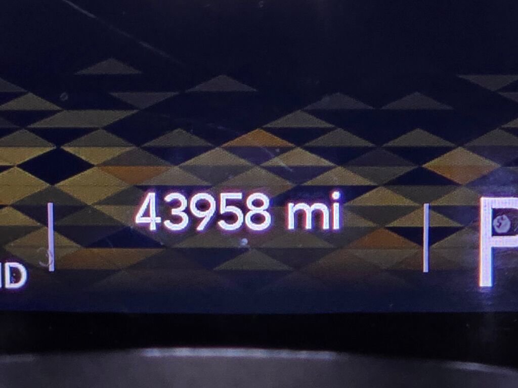 Used 2022 Jeep Wrangler Unlimited Sahara w/ Cold Weather Group image 29