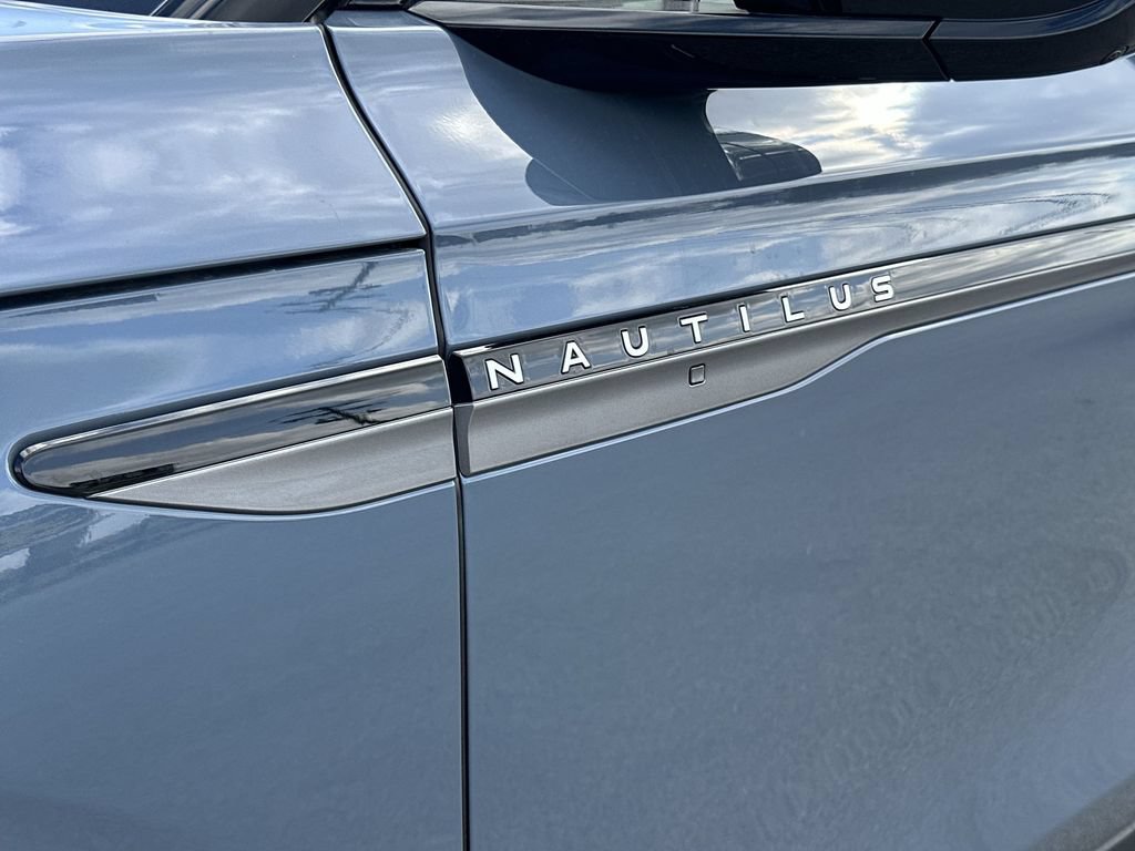 New 2026 Lincoln Nautilus Premier w/ Jet Appearance Package AWD/4WD image 27