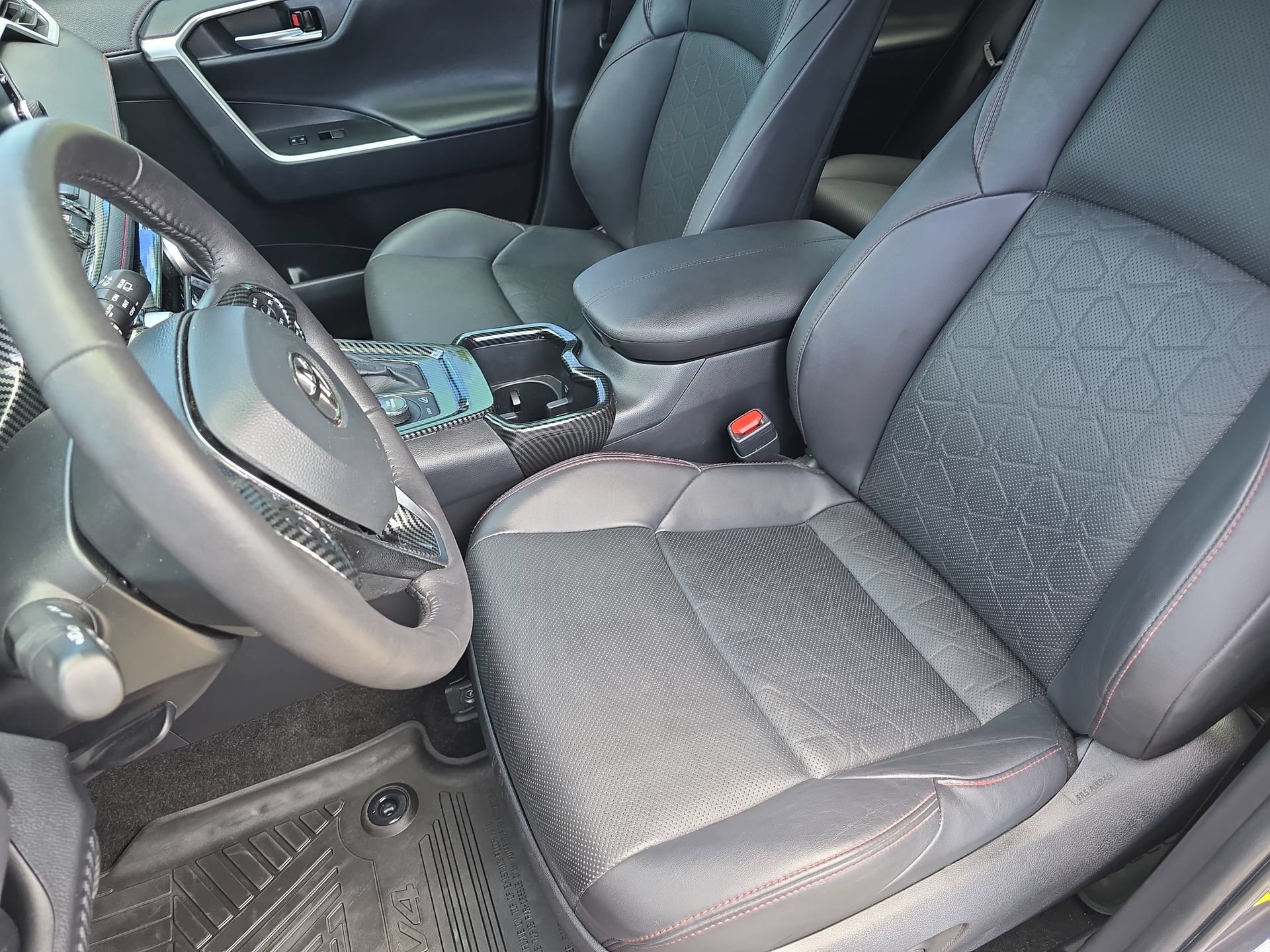 Used 2022 Toyota RAV4 TRD Off-Road w/ TRD Off-Road Weather Package AWD/4WD image 15