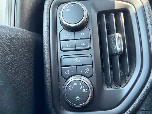 Used 2020 Chevrolet Silverado 1500 Custom Trail Boss w/ Custom Convenience Package AWD/4WD image 19