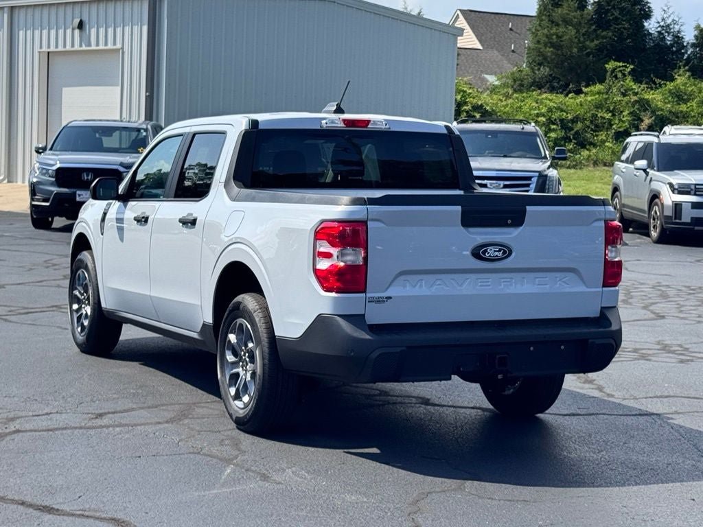 New 2026 Ford Maverick XLT w/ XLT Luxury Package FWD image 15