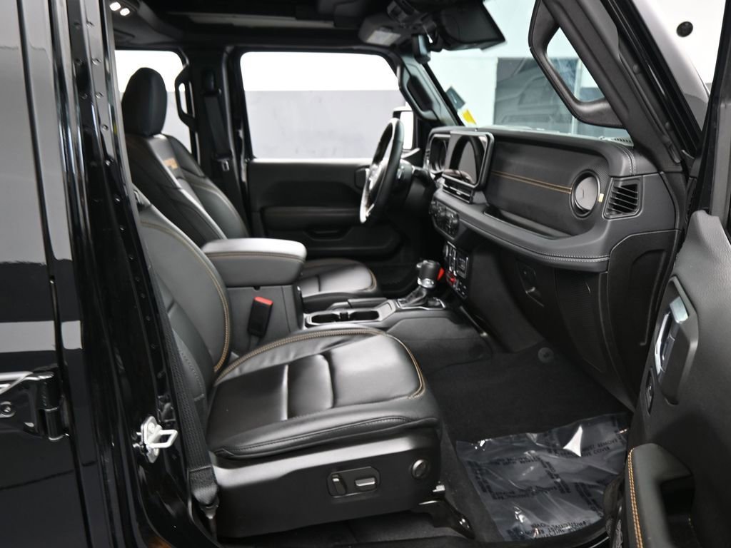 Used 2025 Jeep Wrangler Unlimited Rubicon 392 image 39