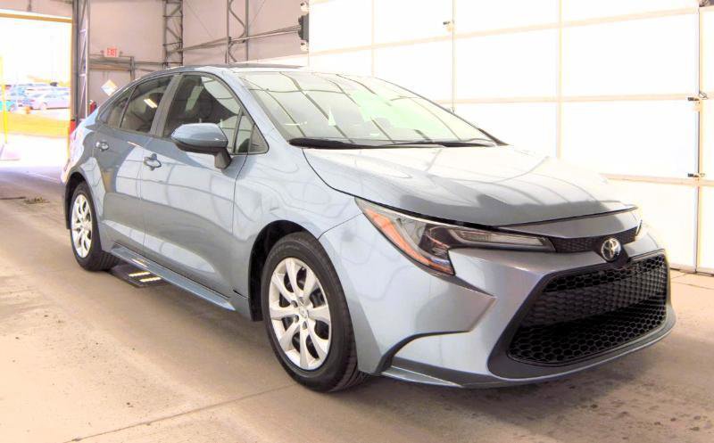 Used 2022 Toyota Corolla LE FWD image 4