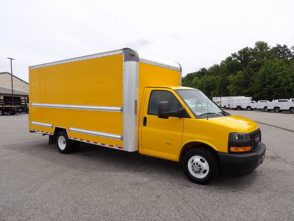 Used 2022 GMC Savana 3500 Extended w/ Power Convenience Package RWD image 10