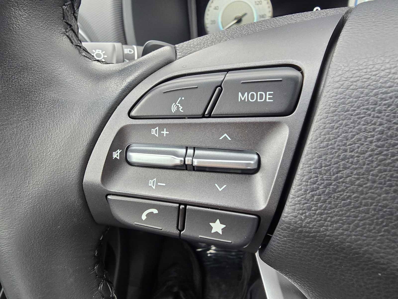 Used 2022 Hyundai Kona SEL w/ Convenience Package image 33