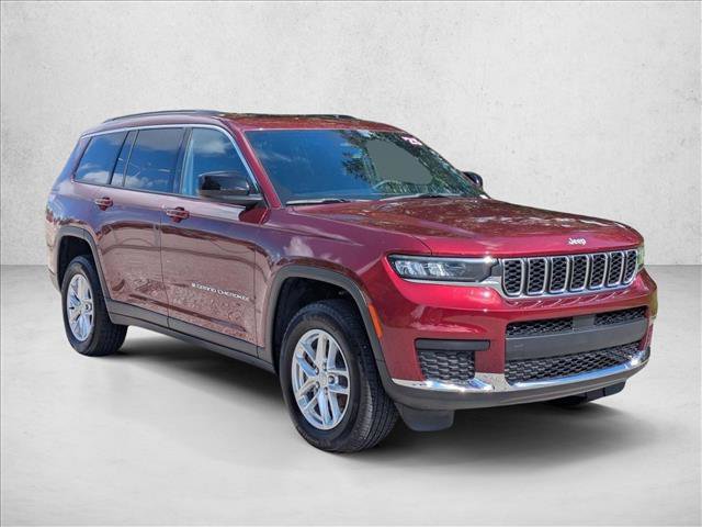 Used 2025 Jeep Grand Cherokee L Laredo AWD/4WD image 3