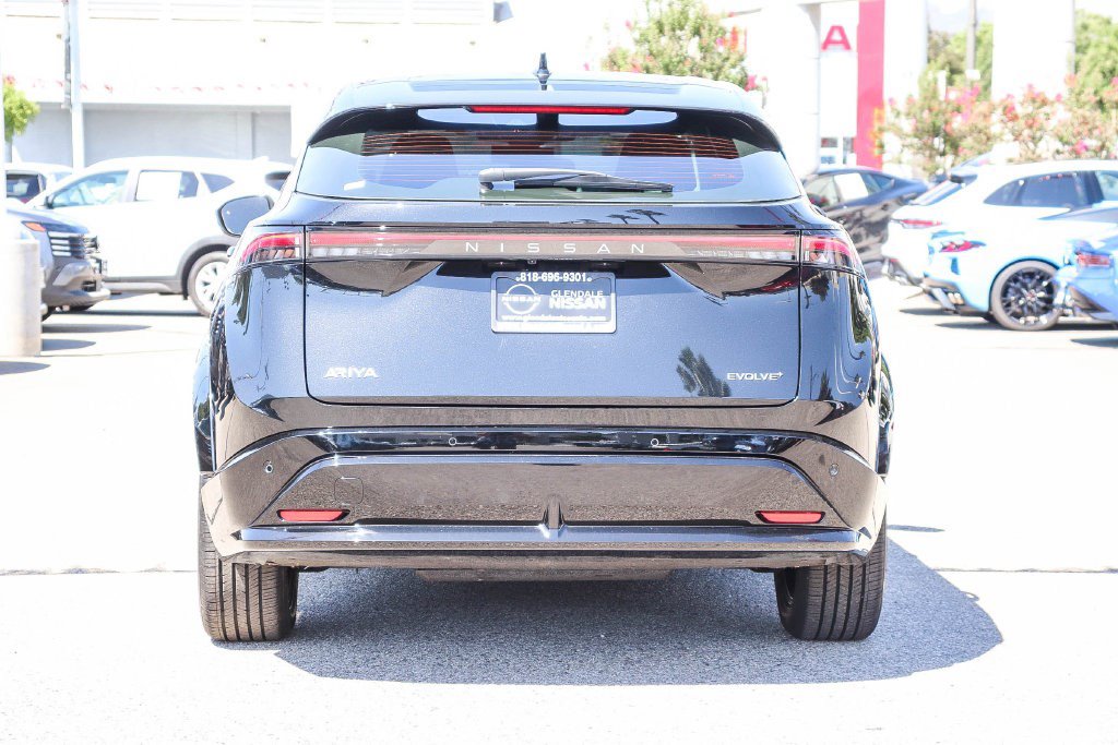Certified 2024 Nissan Ariya FWD image 7