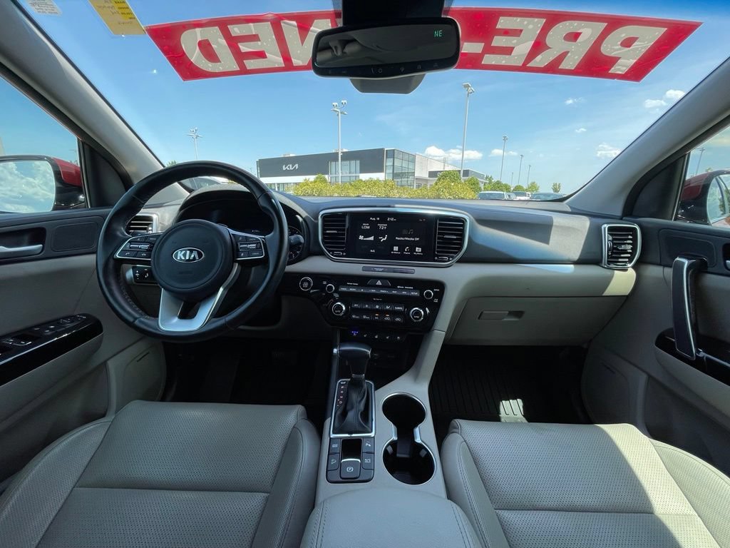 Used 2022 Kia Sportage EX w/ EX Technology Package FWD image 29