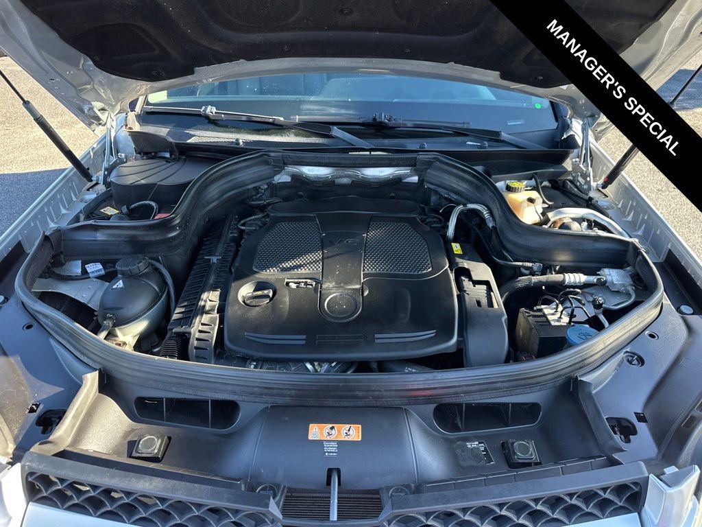 Used 2013 Mercedes-Benz GLK 350 4MATIC image 9