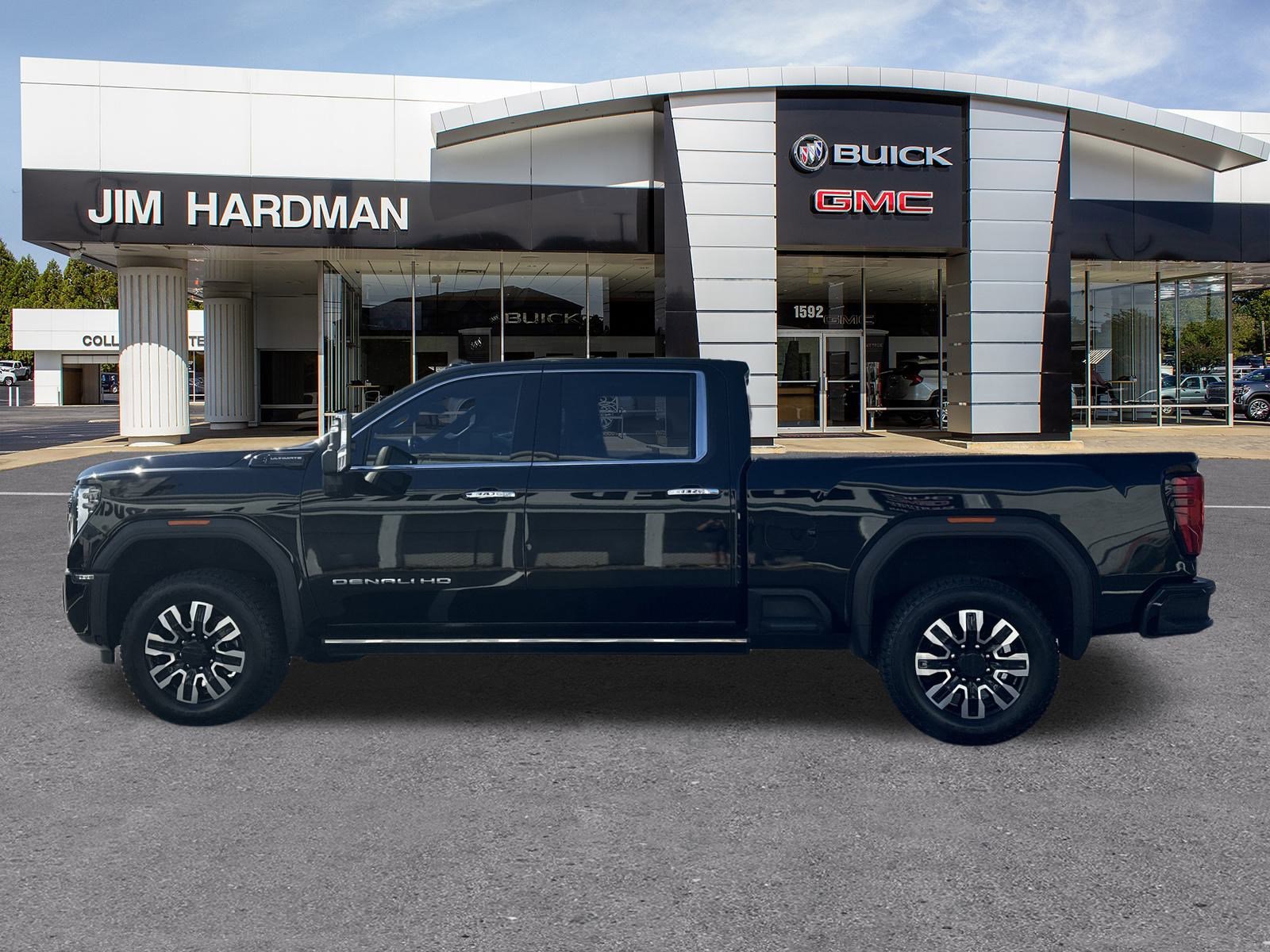 Certified 2024 GMC Sierra 2500 Denali Ultimate image 4