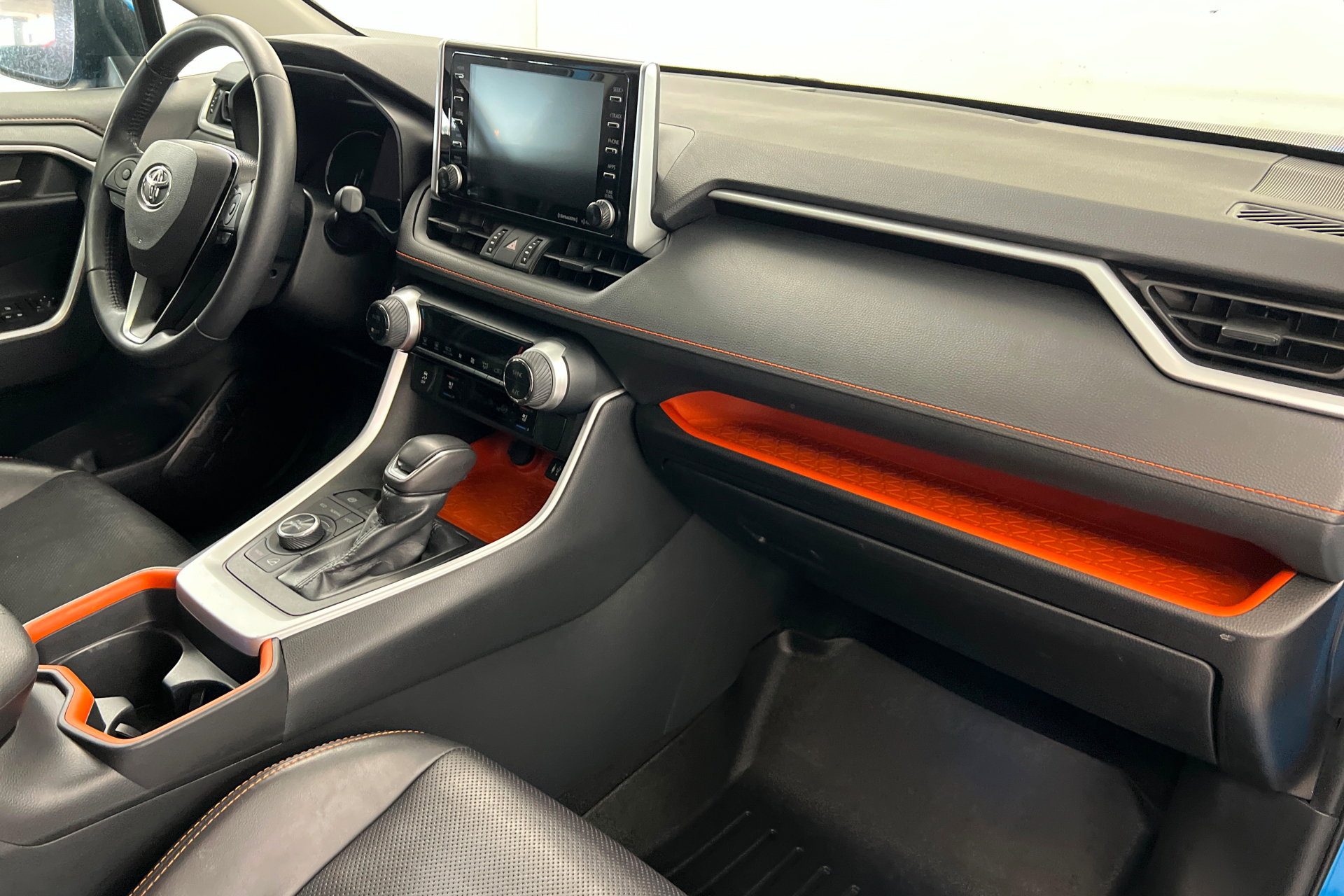 Used 2019 Toyota RAV4 Adventure w/ Cold Weather Package AWD/4WD image 24