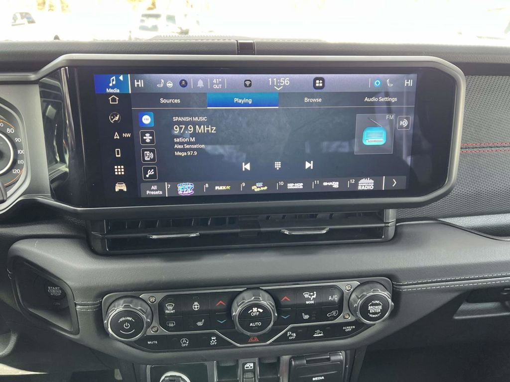 Used 2025 Jeep Wrangler Rubicon w/ XTREMEE 35" Tire Package image 28