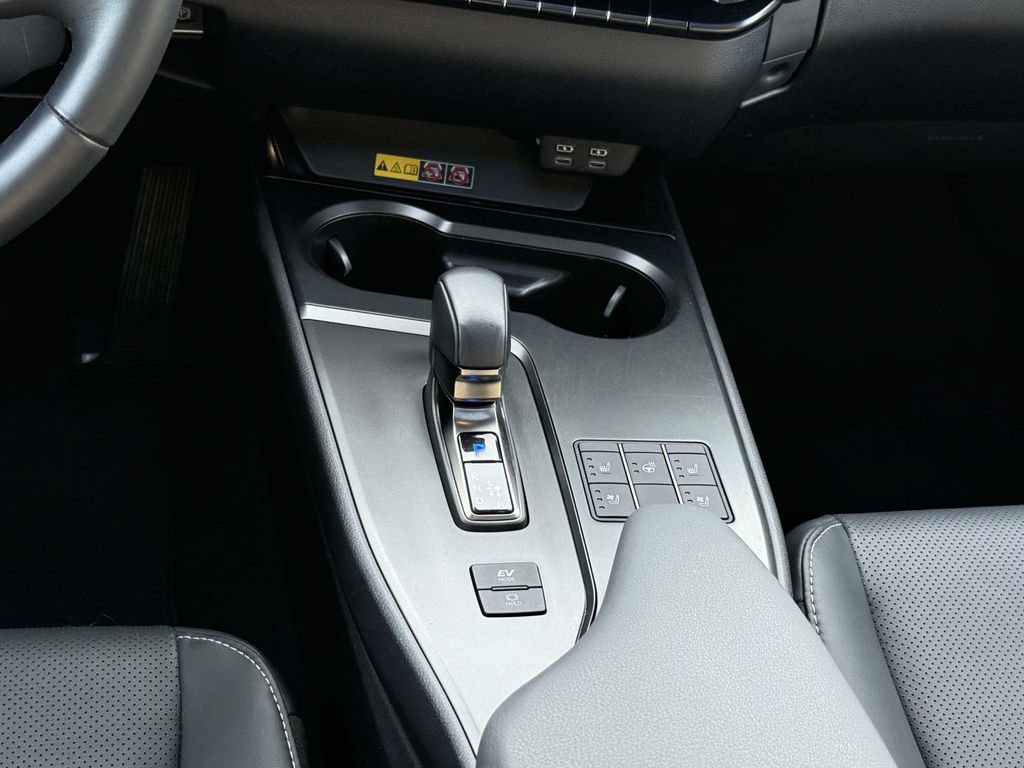 Used 2025 Lexus UX 300h AWD w/ Accessory Package (Z1) image 20