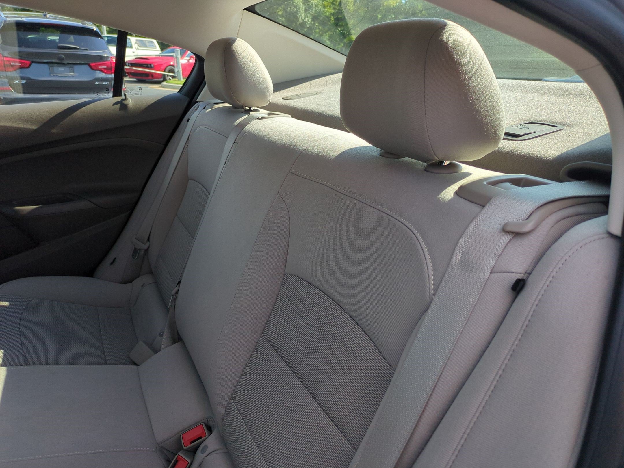 Used 2018 Chevrolet Cruze LS FWD image 30