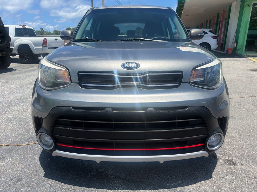 Used 2017 Kia Soul ! FWD image 24