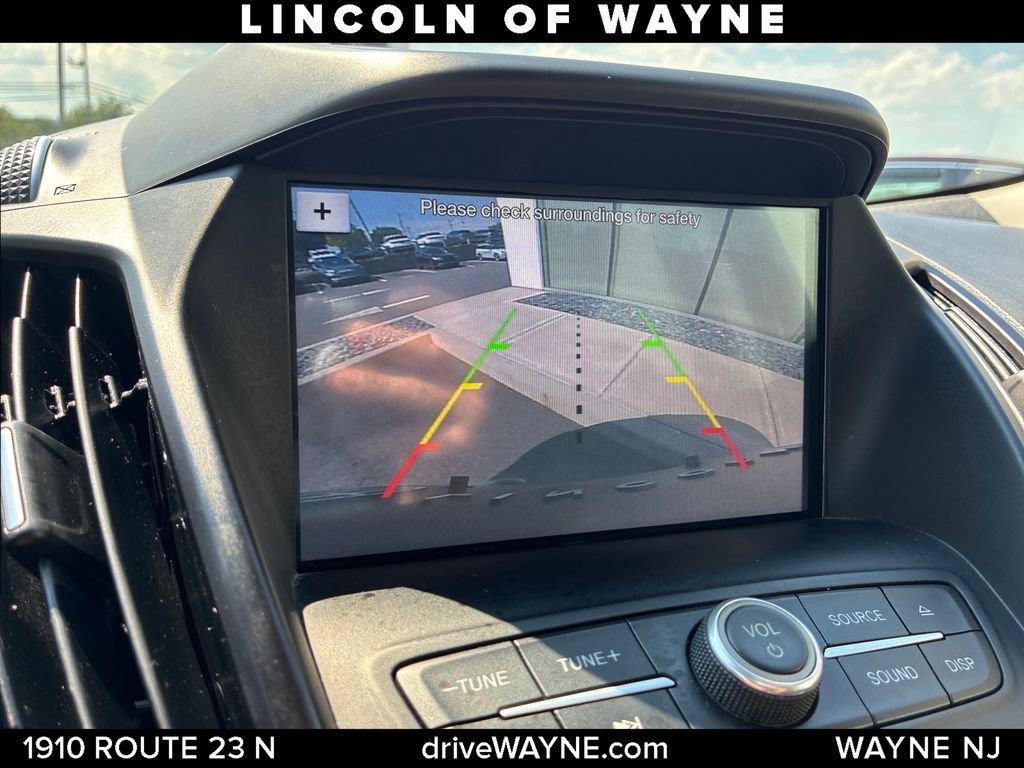 Used 2018 Ford Escape SE w/ SE Sync 3 Package AWD/4WD image 18