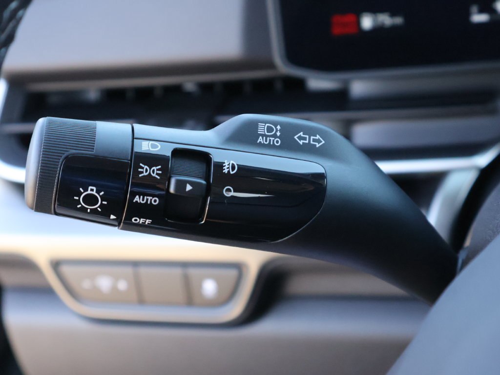 New 2027 Kia Carnival SX FWD image 36