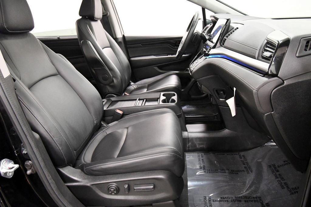 Certified 2024 Honda Odyssey Touring image 22
