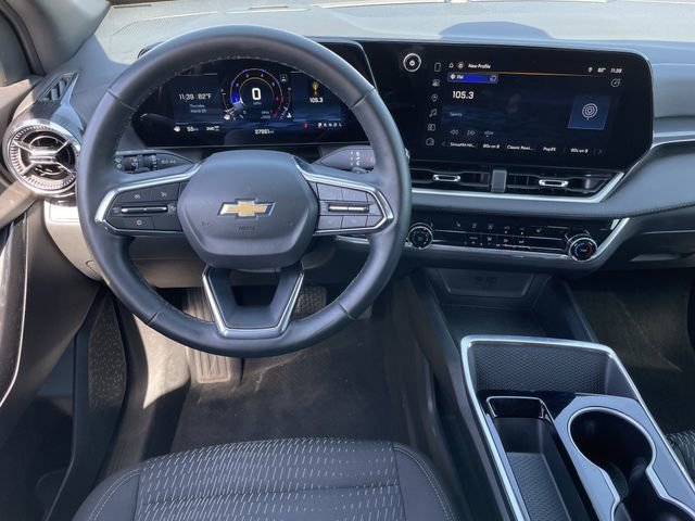 Used 2025 Chevrolet Equinox LT AWD/4WD image 11