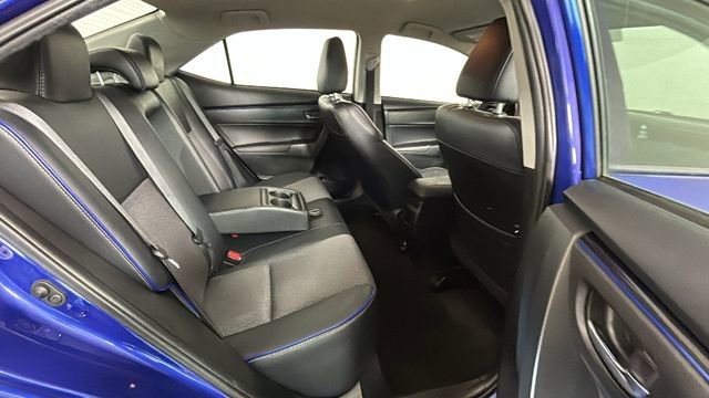 Used 2018 Toyota Corolla SE FWD image 29
