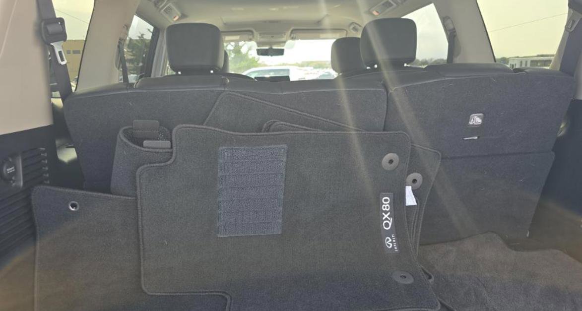 Used 2024 INFINITI QX80 Luxe w/ Cargo Package image 6