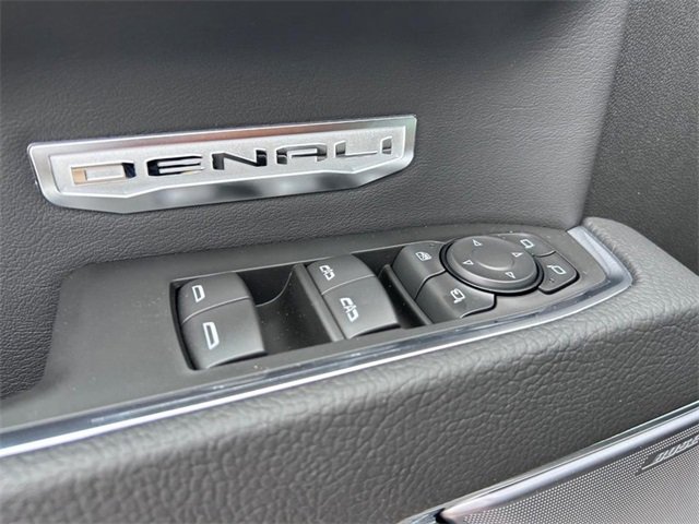 New 2026 GMC Sierra 1500 Denali w/ Denali Reserve Package image 17