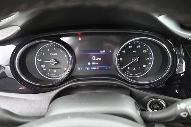 Used 2021 Buick Encore GX Essence w/ Experience Buick Package FWD image 30