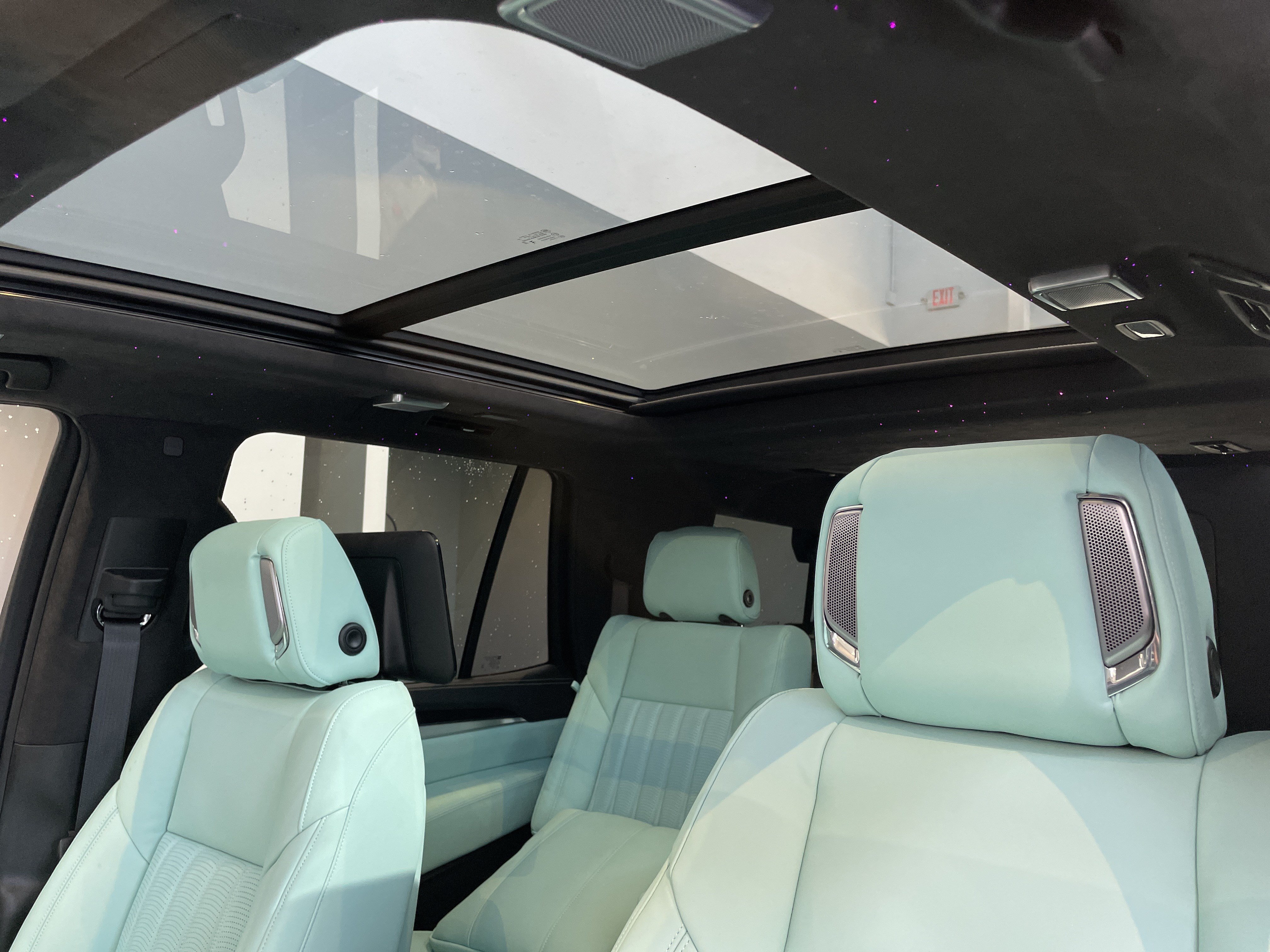Used 2026 Cadillac Escalade Platinum Sport w/ LPO, ONYX Package AWD/4WD image 37