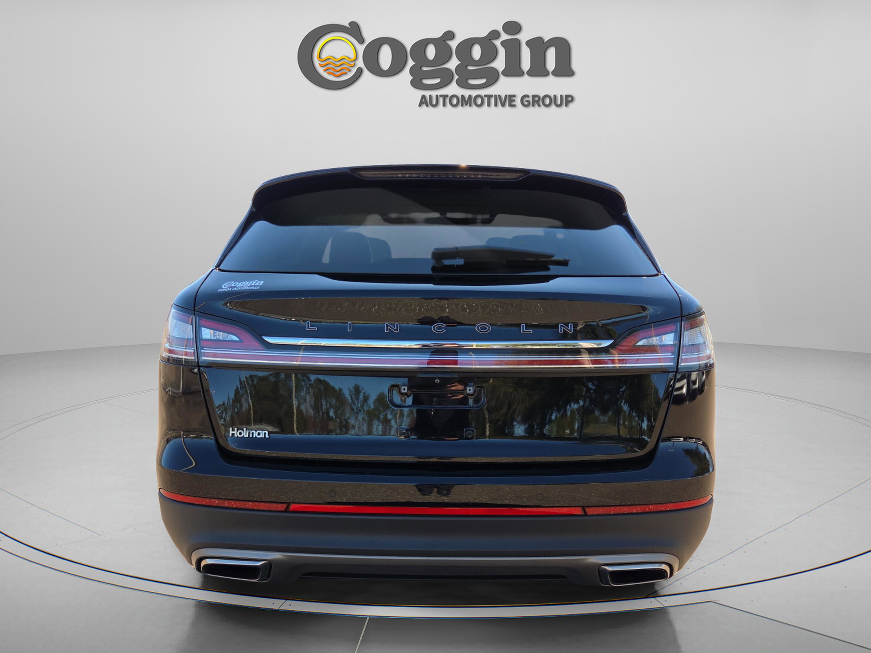 Used 2022 Lincoln Nautilus Black Label w/ Cargo Utility Package image 5