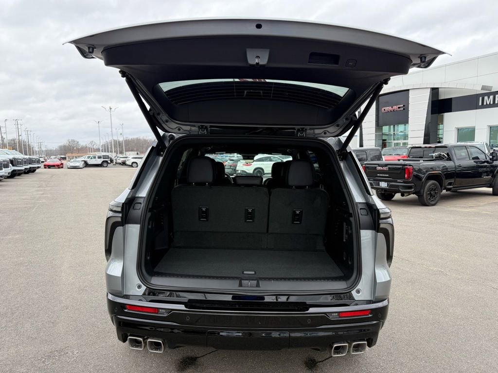 New 2026 Chevrolet Traverse High Country image 33