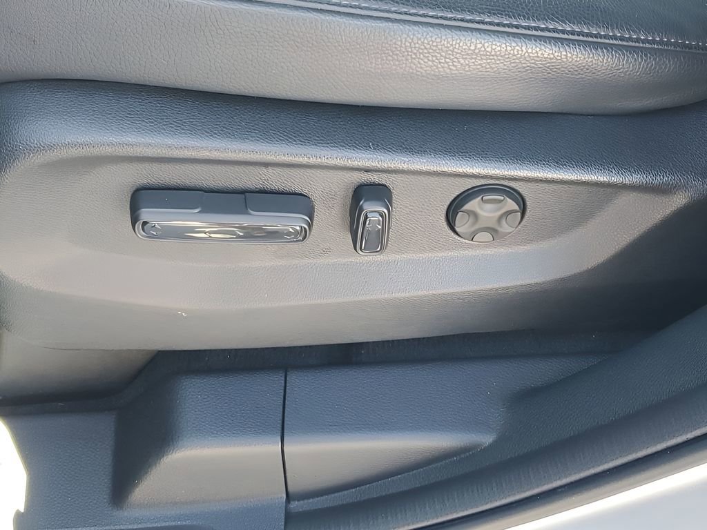 Used 2025 Honda Odyssey EX-L image 29