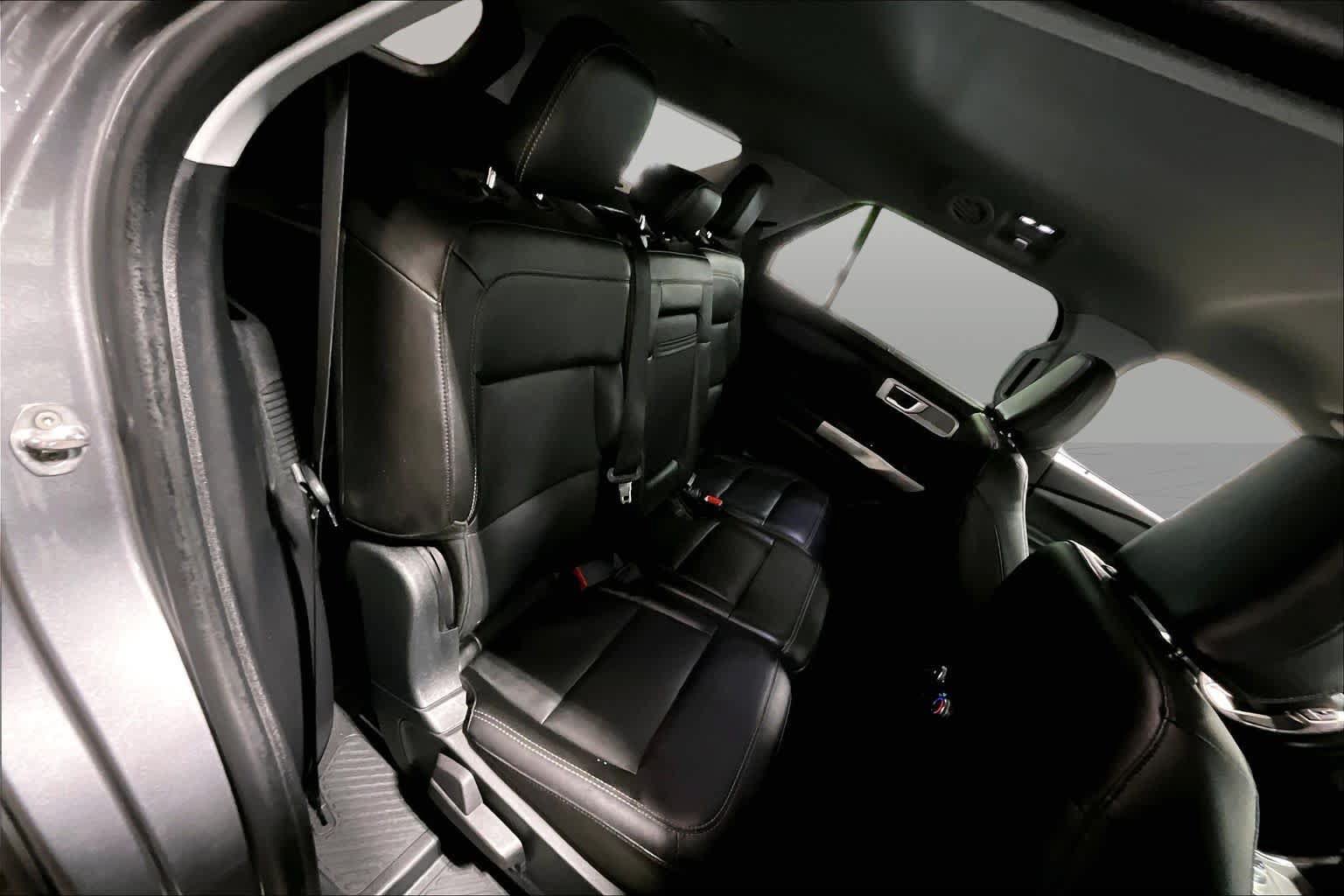 Used 2022 Ford Explorer Limited AWD/4WD image 20