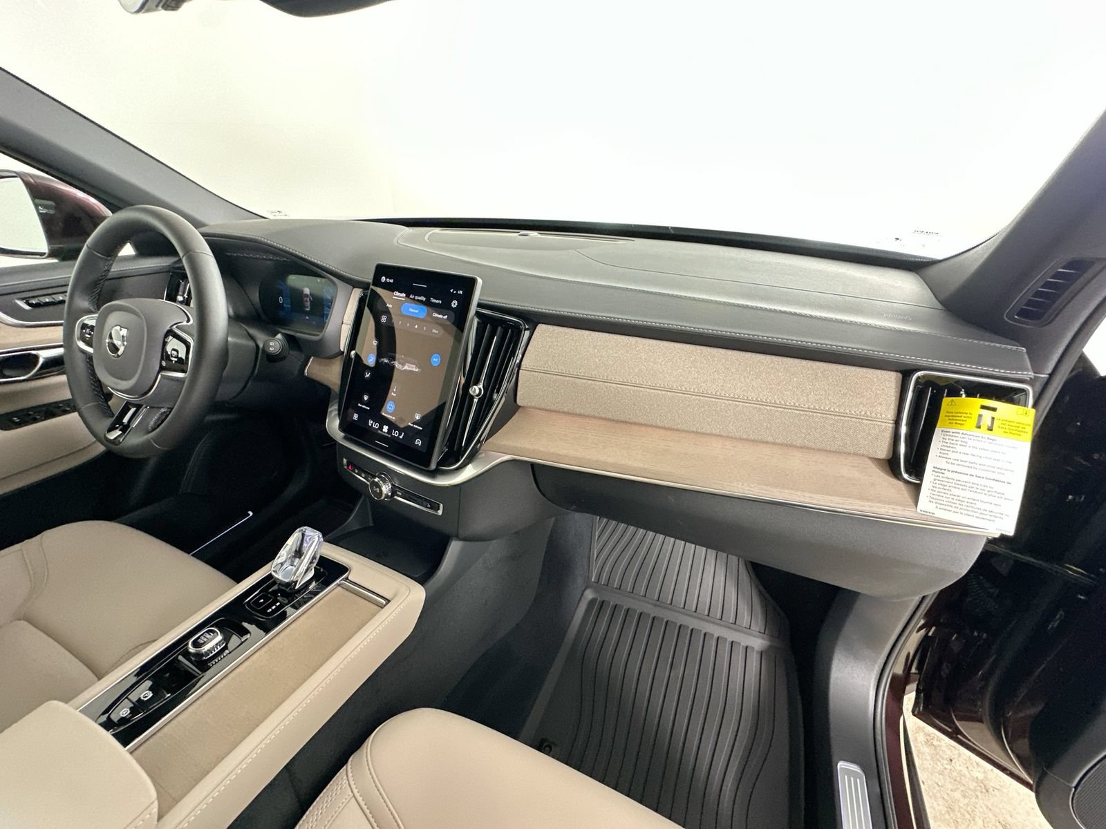New 2026 Volvo XC90 B5 Core w/ Protection Package Premier AWD/4WD image 45