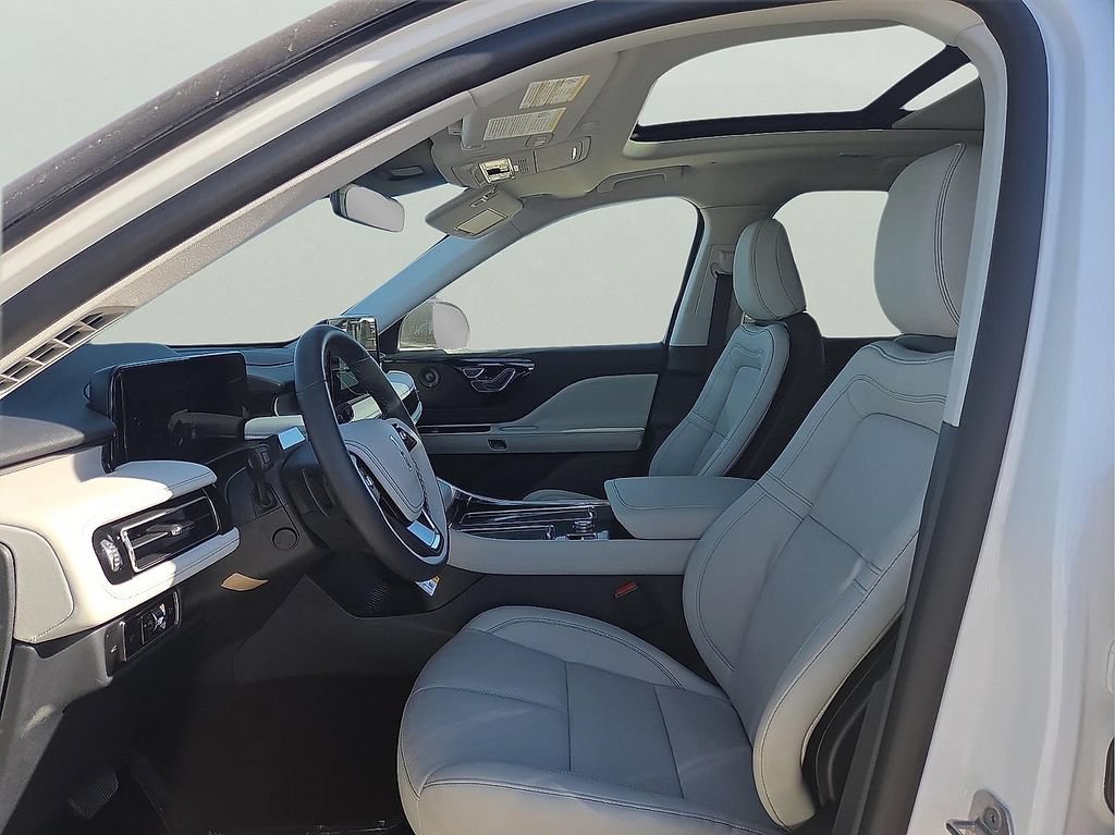 New 2026 Lincoln Aviator Reserve RWD image 12