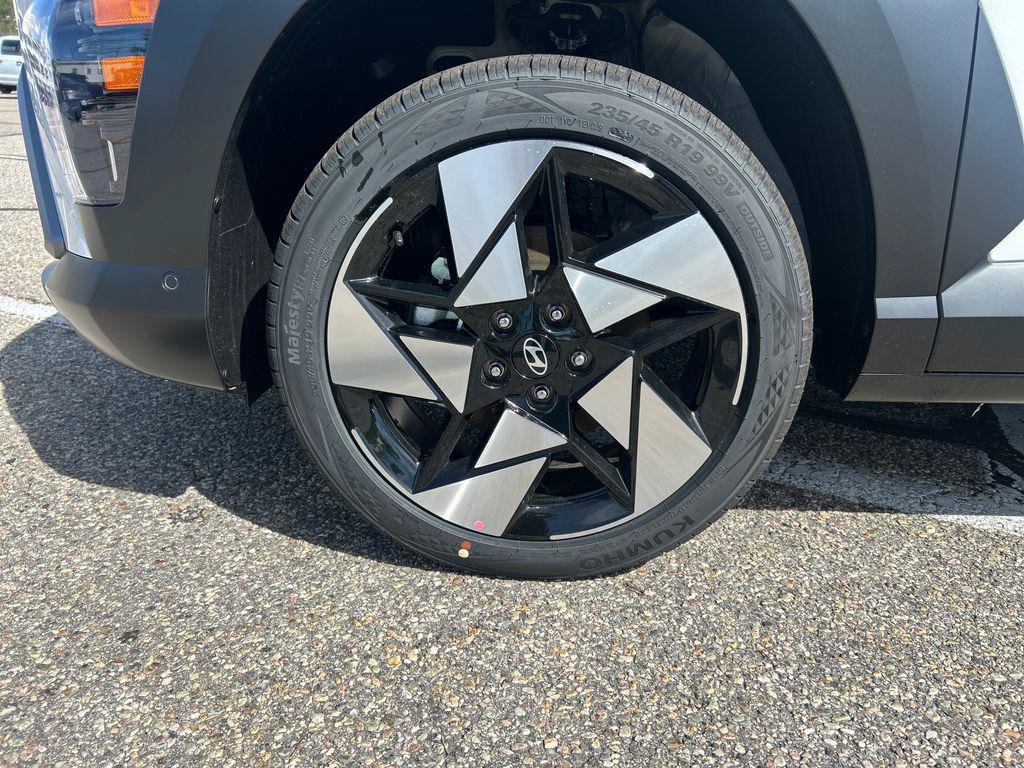 New 2026 Hyundai Kona Limited AWD/4WD image 10