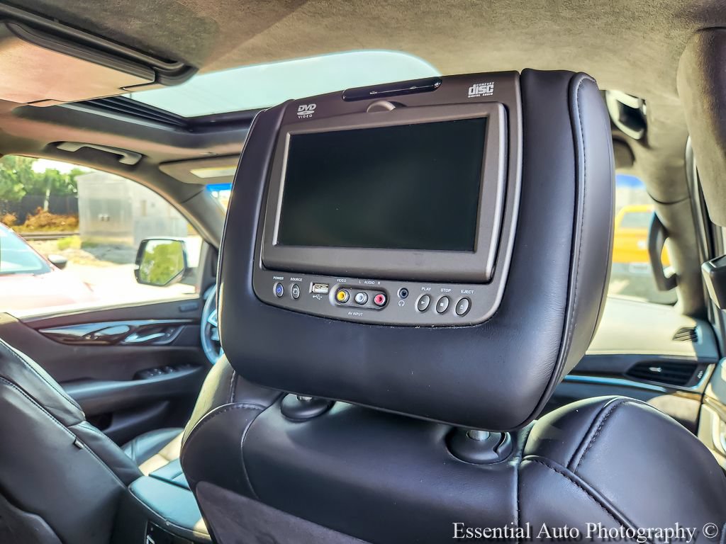 Certified 2019 Cadillac Escalade Platinum AWD/4WD image 11