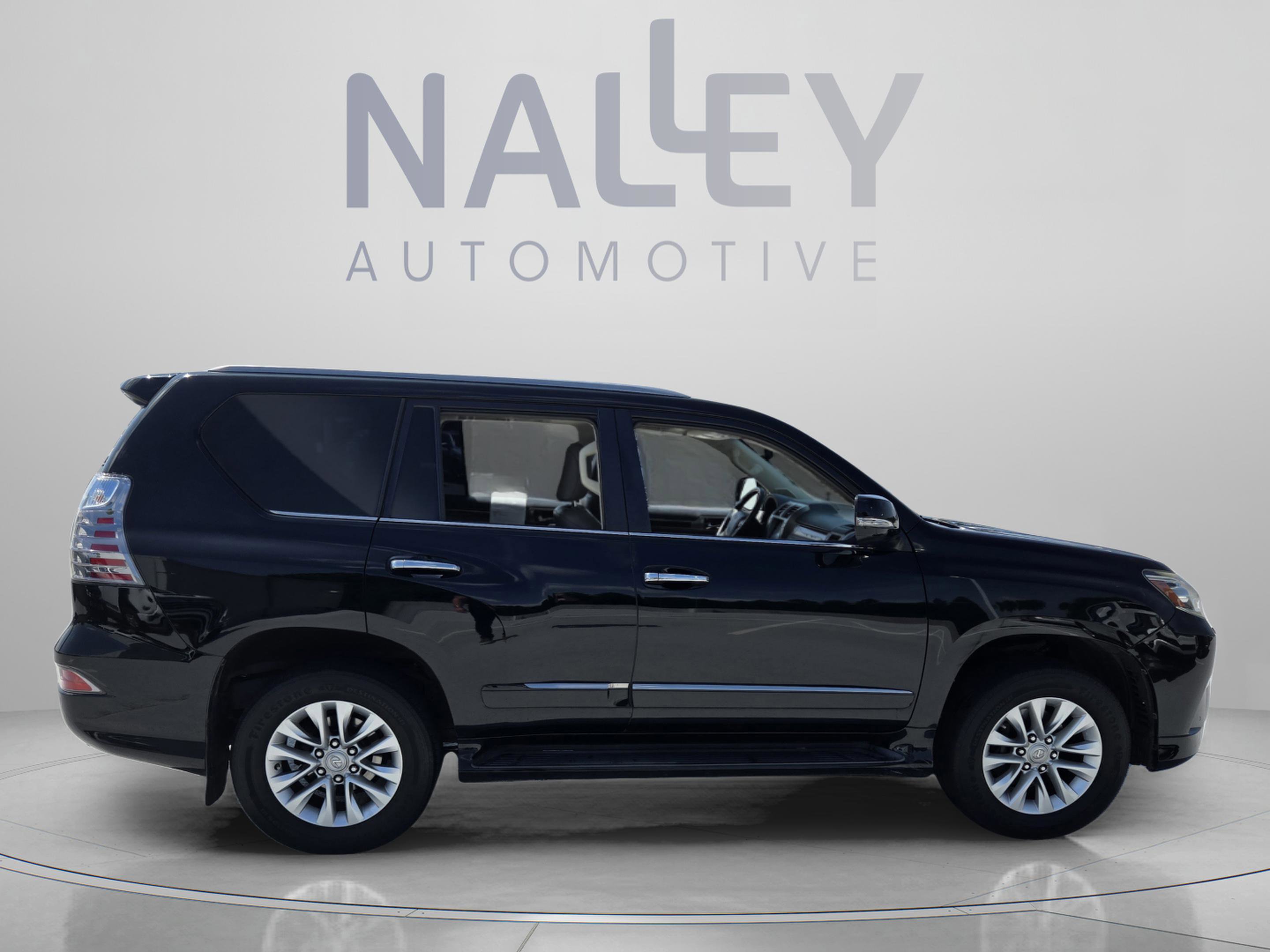 Used 2017 Lexus GX 460 Premium AWD/4WD image 5