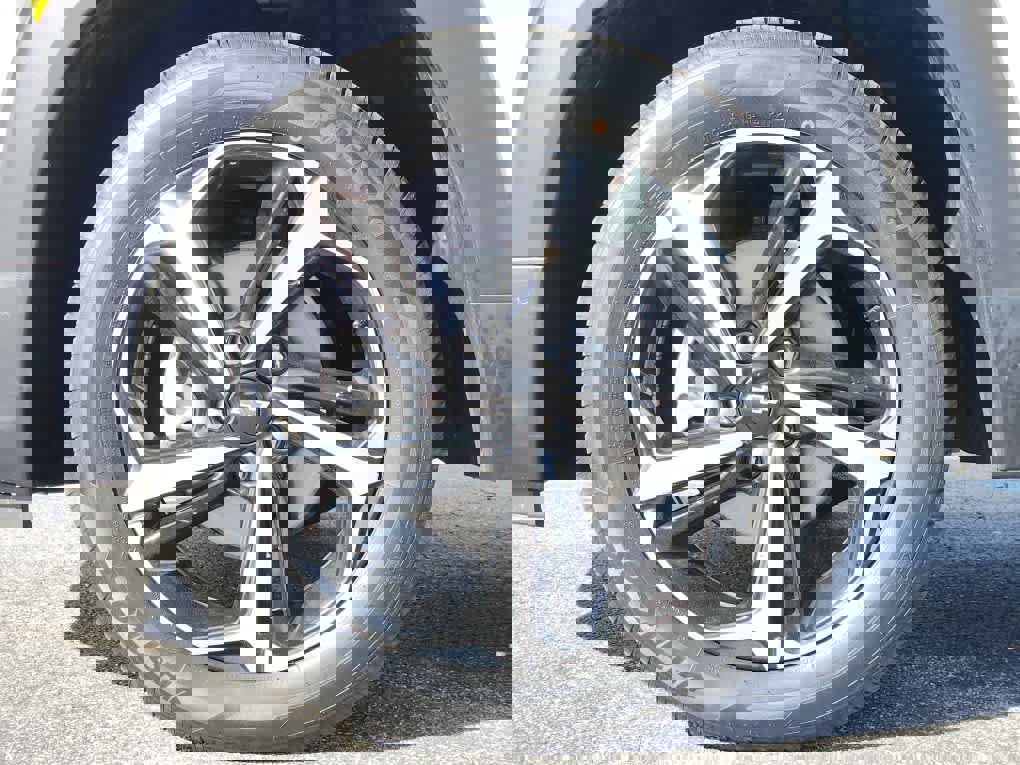 Used 2023 Chevrolet TrailBlazer RS w/ Convenience Package image 6