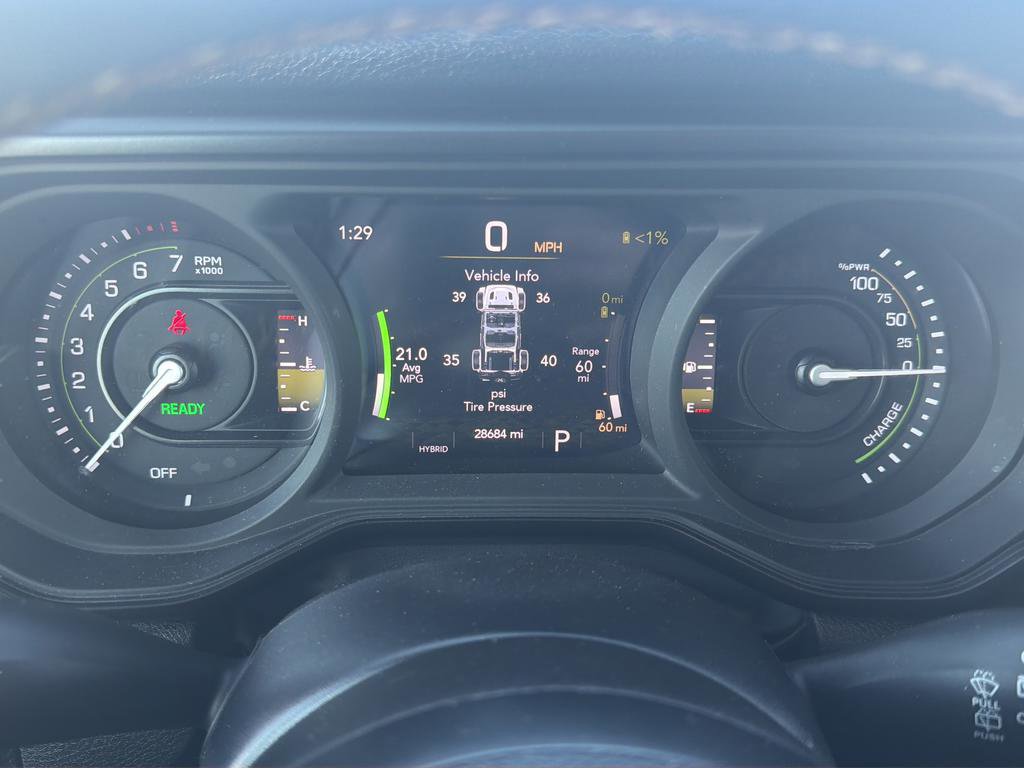 Used 2024 Jeep Wrangler Unlimited w/ Convenience Group AWD/4WD image 23