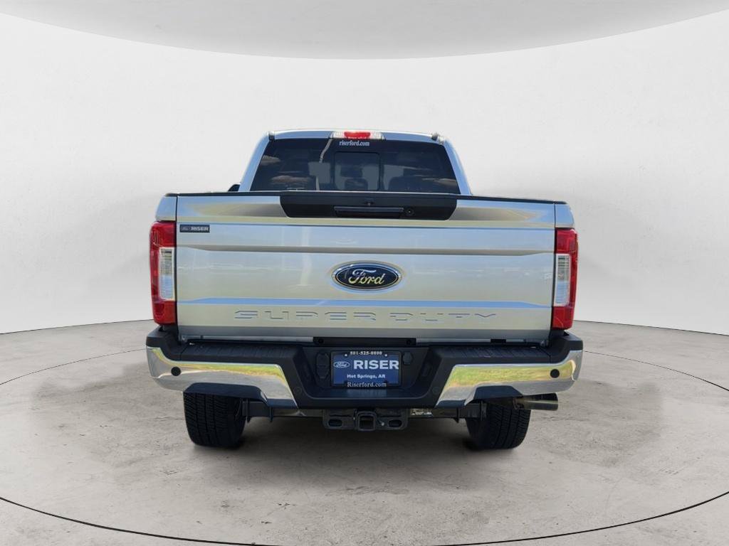 Used 2018 Ford F250 Lariat w/ Lariat Ultimate Package AWD/4WD image 4