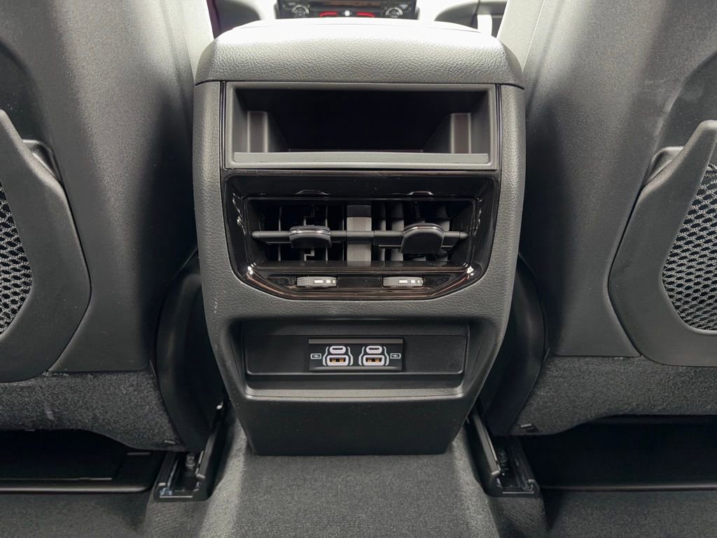 New 2025 Jeep Grand Cherokee Laredo X AWD/4WD image 16