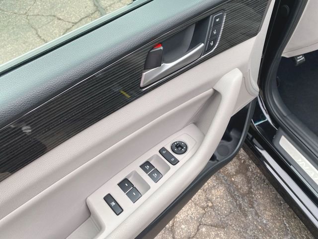 Used 2018 Hyundai Sonata Limited w/ Cargo Package image 23