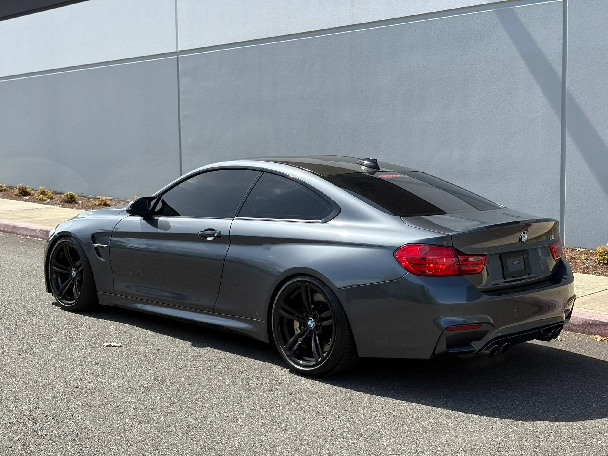 Used 2015 BMW M4 Coupe RWD image 4