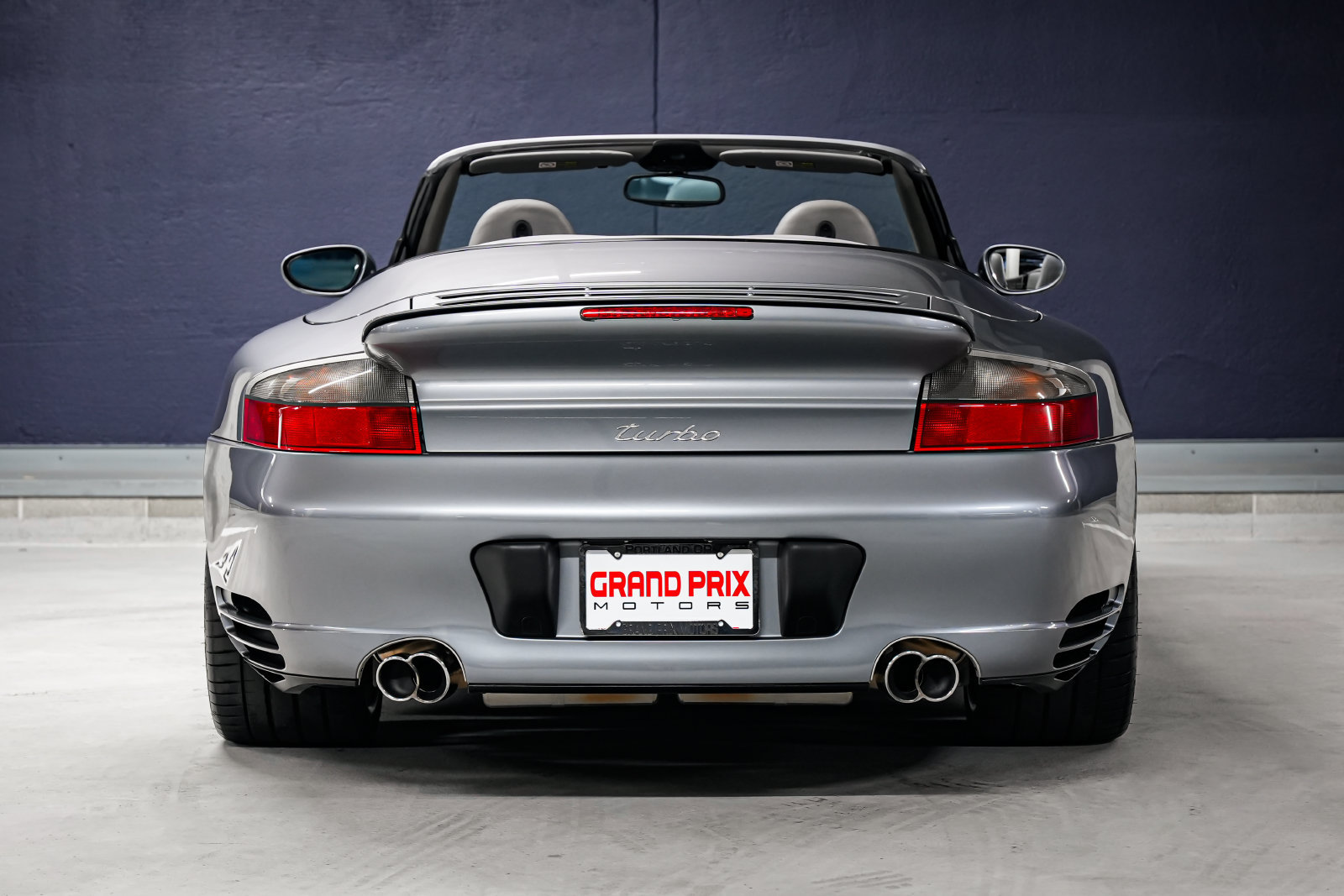 Used 2004 Porsche 911 Turbo AWD/4WD image 4