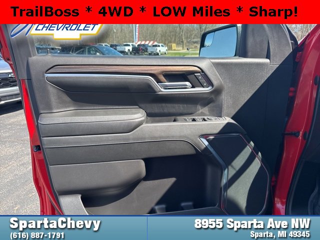 Used 2024 Chevrolet Silverado 1500 LT Trail Boss w/ Protection Package image 9