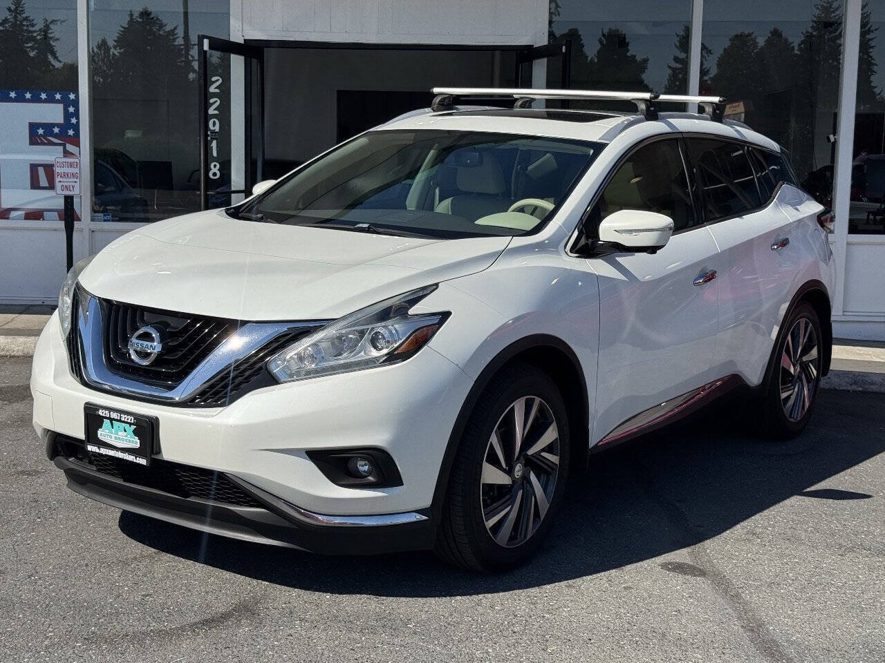 Used 2015 Nissan Murano Platinum w/ Platinum Technology Package AWD/4WD image 1