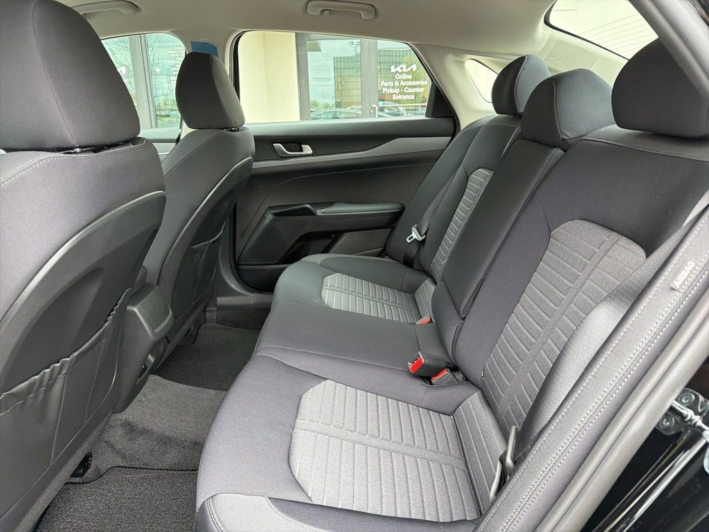 New 2026 Kia K5 LXS FWD image 18