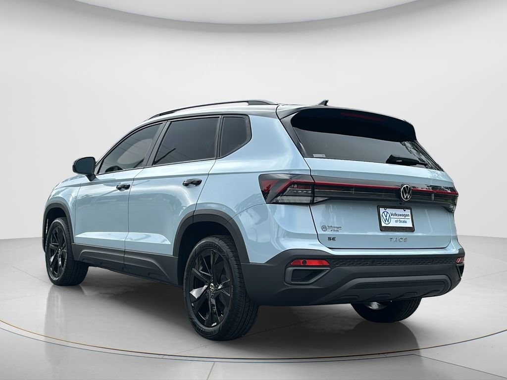 New 2026 Volkswagen Taos SE image 3