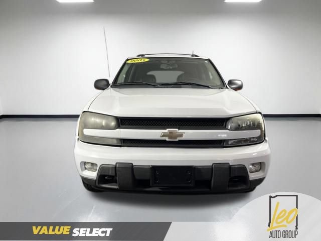 Used 2005 Chevrolet TrailBlazer LT AWD/4WD image 2
